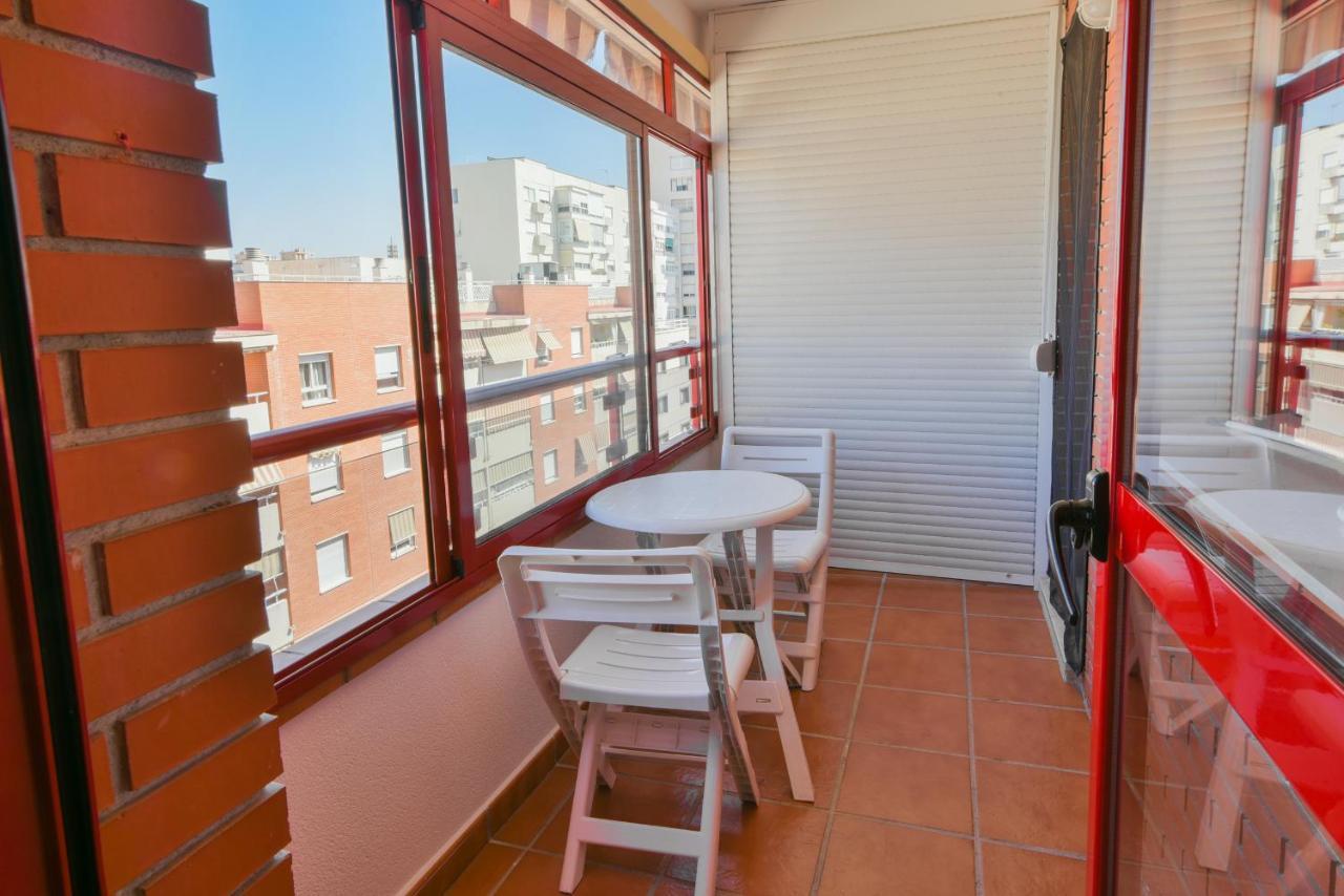 Malaga Estacion Ave Playa Apartment Luaran gambar