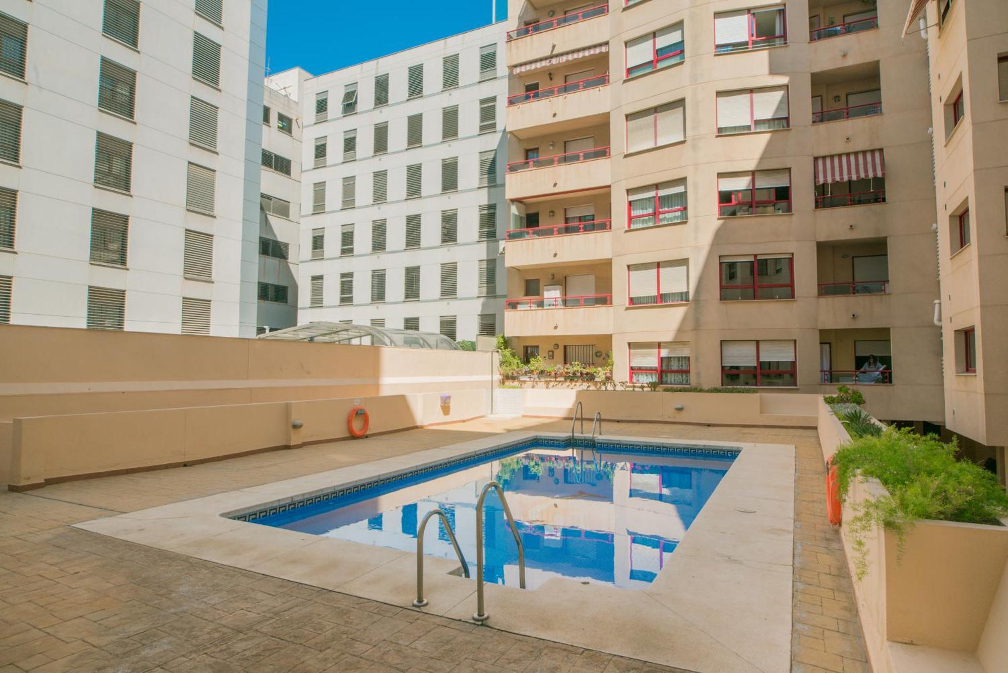 Malaga Estacion Ave Playa Apartment Luaran gambar