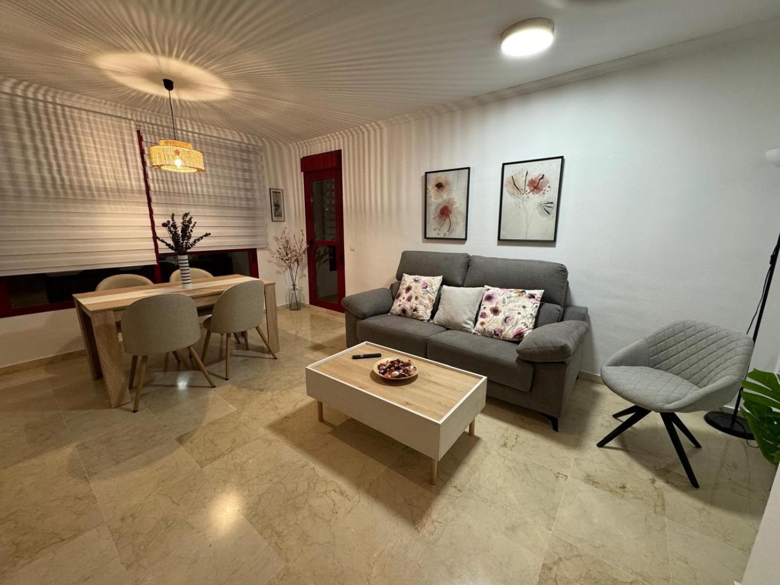 Malaga Estacion Ave Playa Apartment Luaran gambar