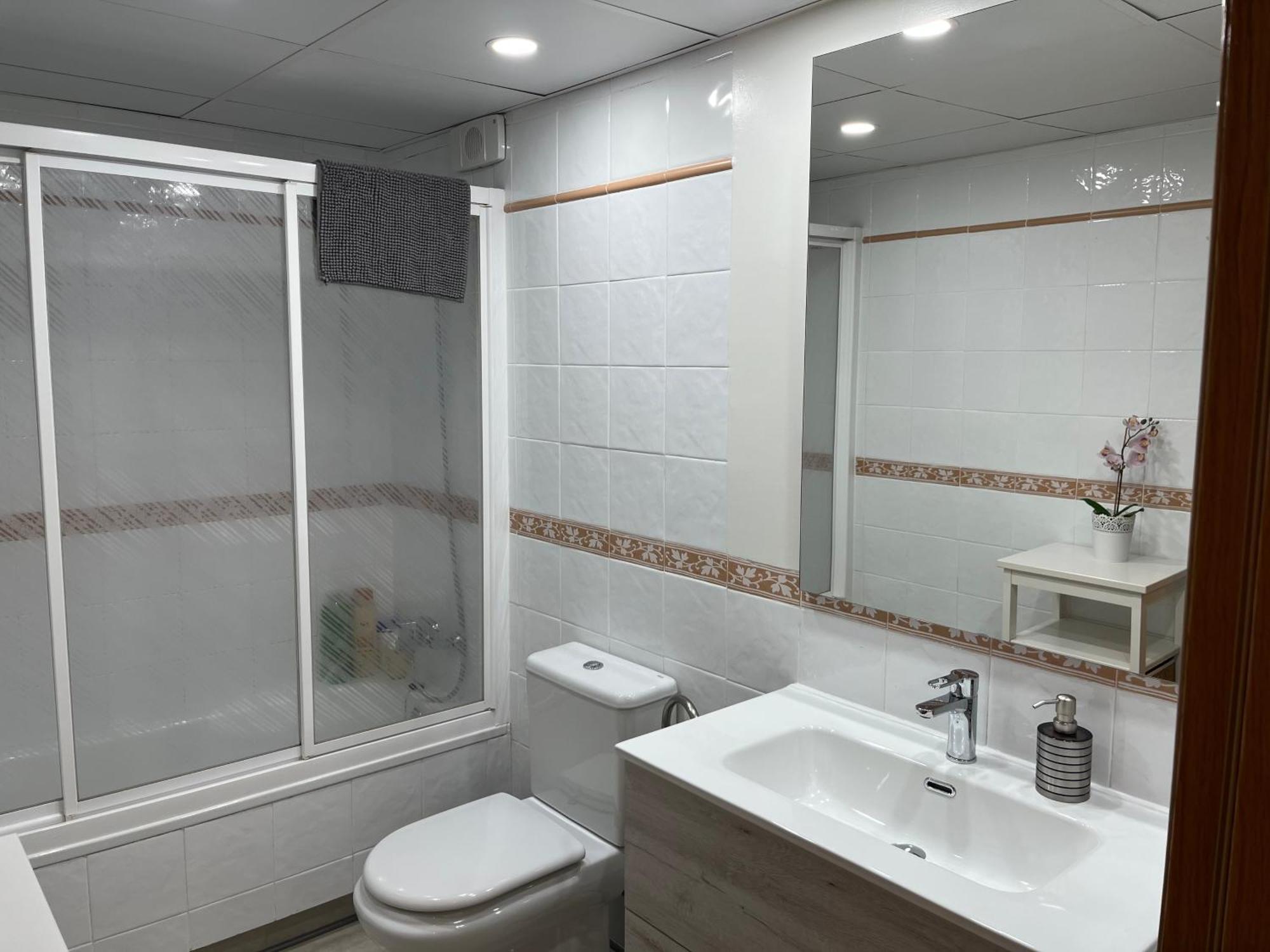 Malaga Estacion Ave Playa Apartment Luaran gambar